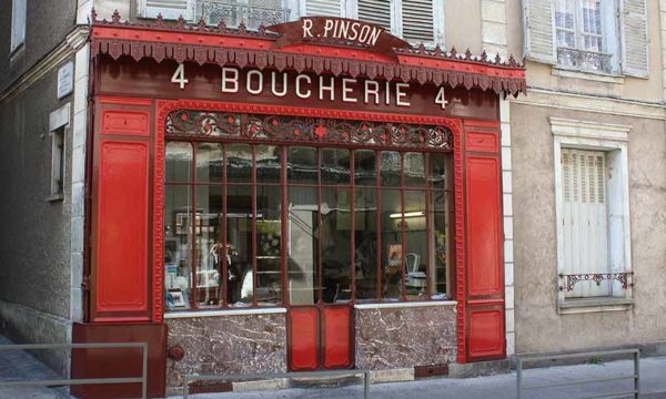 Musifiction-rouge-Chartres_-_Boucherie_Pinson_-_Façade-800x535px